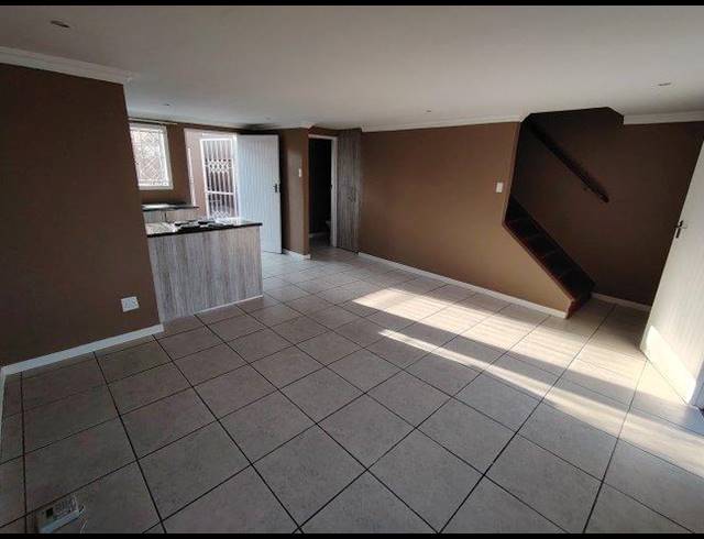 3 BEDROOM HOUSE FOR SALE IN CLAYFIELD